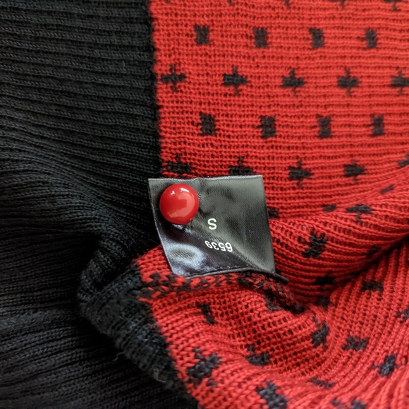 Red button up skull cardigan, Small - Picture 7 of 8